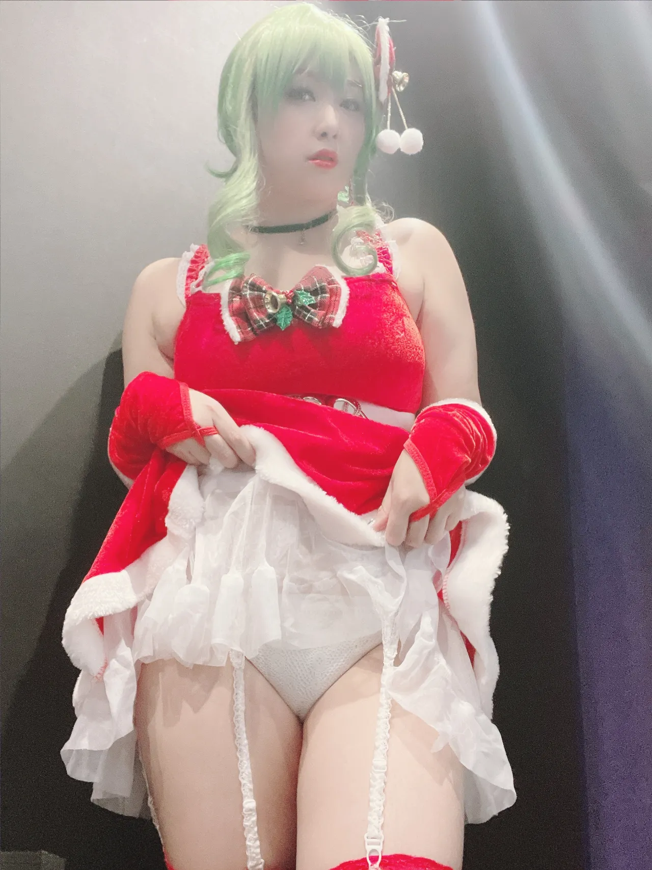 東雲葵 - Santa Gumi-erohere18.webp